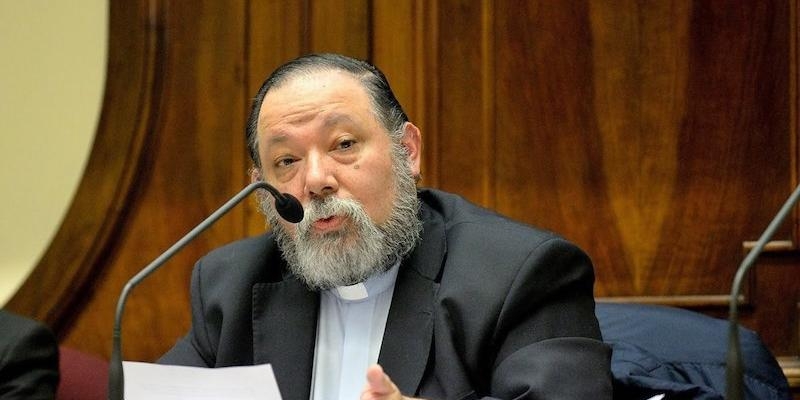 Carlos Mar&iacute;a Galli mantiene un encuentro con profesores de la Facultad de Teolog&iacute;a de la Universidad Eclesi&aacute;stica San D&aacute;maso