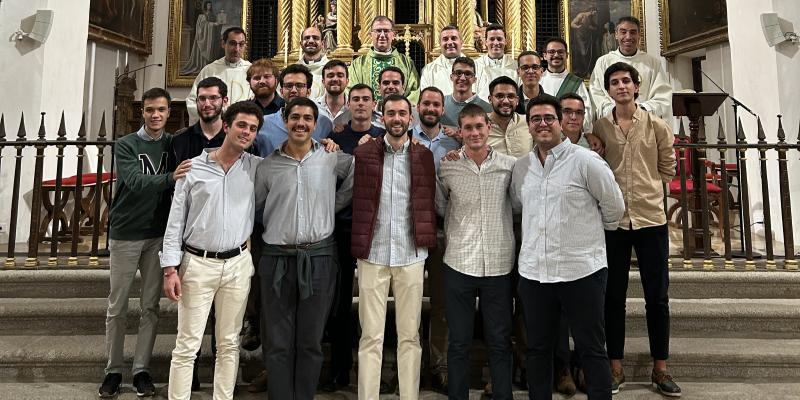 El rector del Seminario, Antonio Secilla, presidió la eucaristía de inicio de curso Propedéutico: &quot;Dios ha estado presente en cada paso que os ha traído hasta aquí&quot;
