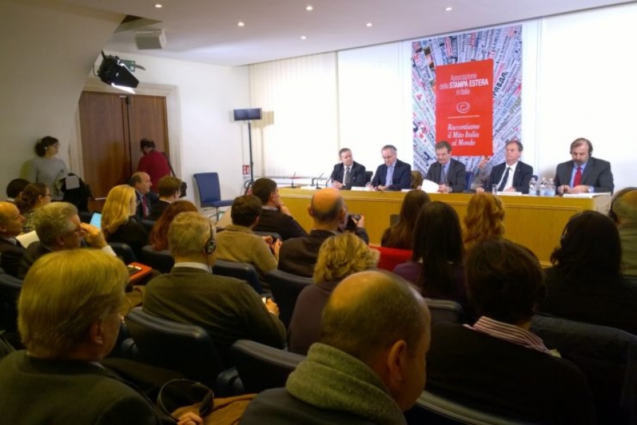 La Orden de Malta asegura: &laquo;La intenci&oacute;n de Francisco es reforzar nuestra misi&oacute;n&raquo;