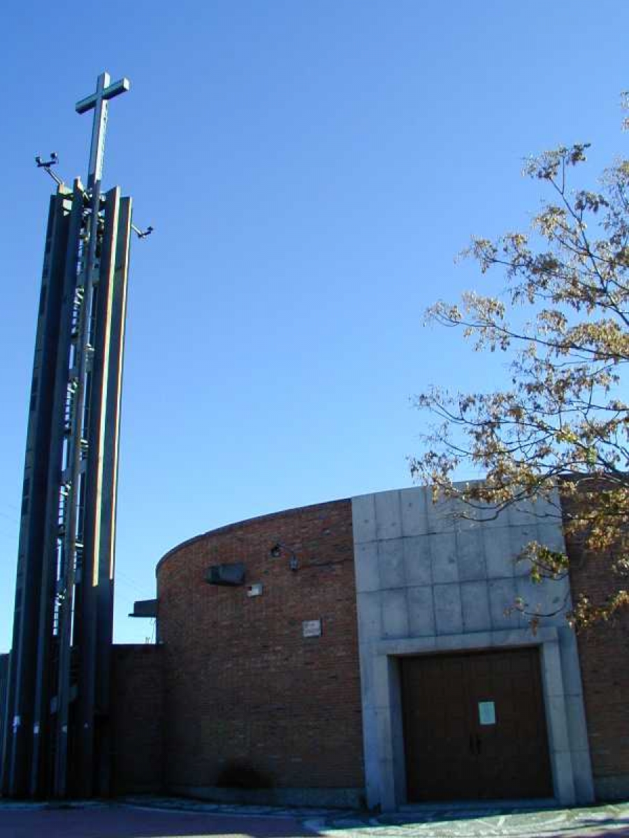 La parroquia Virgen del Camino en Collado Villalba recibe a la Virgen de la Almudena en el marco de sus fiestas patronales
