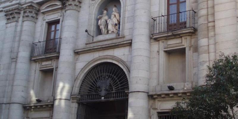 Los Heraldos del Evangelio celebran en la colegiata de San Isidro la pr&aacute;ctica del primer s&aacute;bado de mes