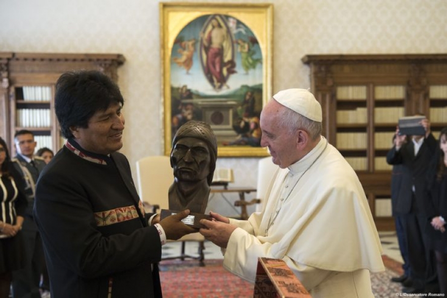 Bolivia: El presidente Morales irá al Vaticano el 15 diciembre