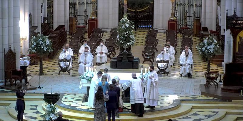 El arzobispo, a los confirmandos de la Pastoral Universitaria: &laquo;No somos hombres de sacrist&iacute;a&raquo;