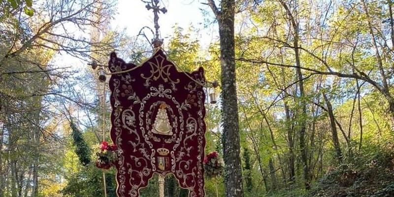 El Simpecado de la Hermandad del Roc&iacute;o visita este fin de semana Nuestra Se&ntilde;ora del Carmen de Pozuelo Estaci&oacute;n
