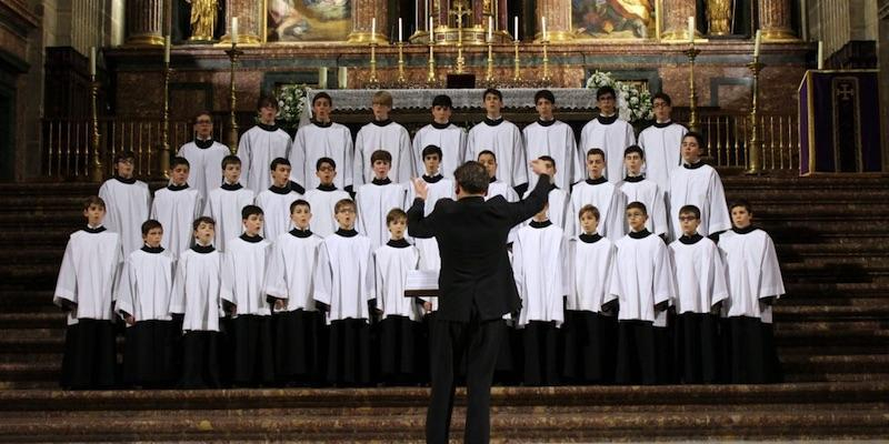 La Escolan&iacute;a del Real Monasterio de El Escorial ofrece en la bas&iacute;lica su tradicional concierto de Navidad
