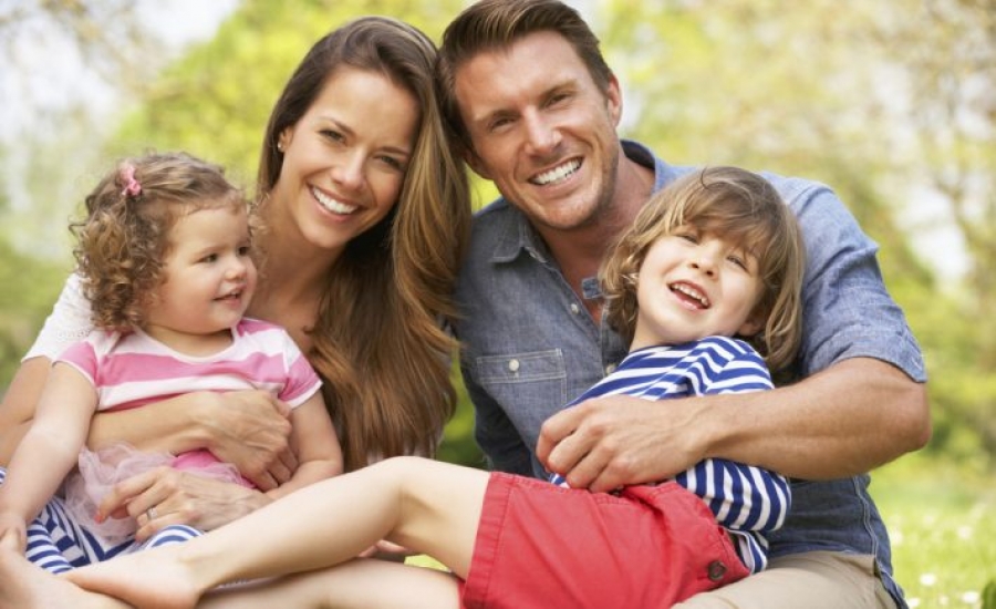 Reuni&oacute;n de matrimonios en Hermandades