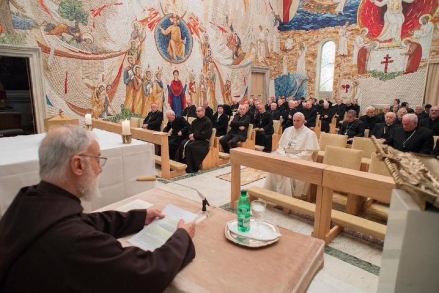 Tercera predicaci&oacute;n de cuaresma del padre Cantalamessa, con la presencia del Santo Padre
