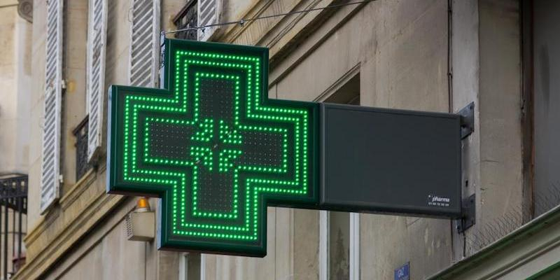 Farma Solidaria sigue colaborando con C&aacute;ritas Diocesana de Madrid con un donativo para las familias de Carabanchel