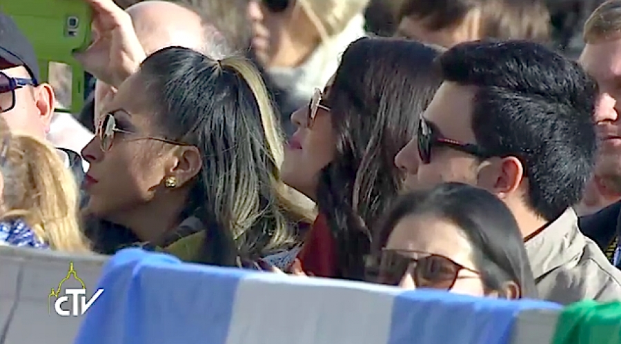 Jóvenes: «Crecer en la fe y en la dedicación al prójimo»
