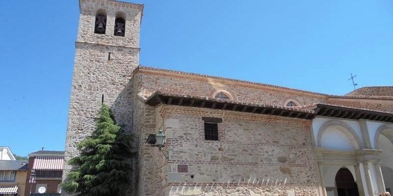 Miraflores de la Sierra recibe la visita pastoral de monseñor Martínez Camino