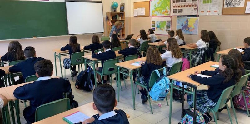 Los titulares y directivos de la escuela concertada cat&oacute;lica se ponen al d&iacute;a