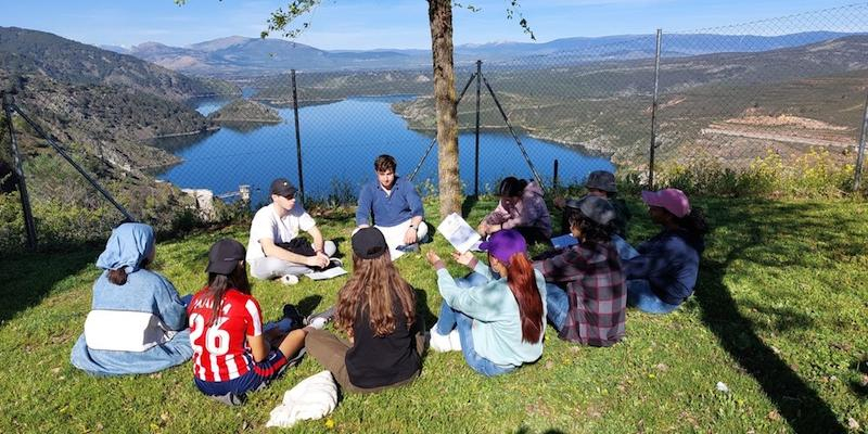 El cardenal Cobo mantiene un encuentro con los consiliarios de movimientos y asociaciones de la di&oacute;cesis