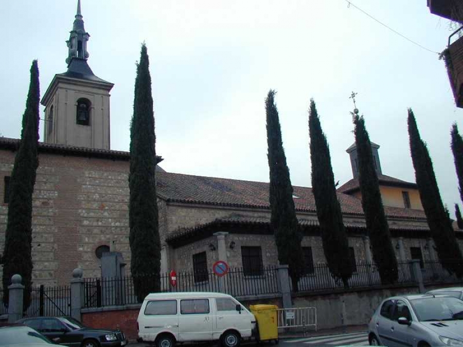 Fuencarral concluye el mes de mayo con un Rosario de la Aurora hasta el santuario de Valverde