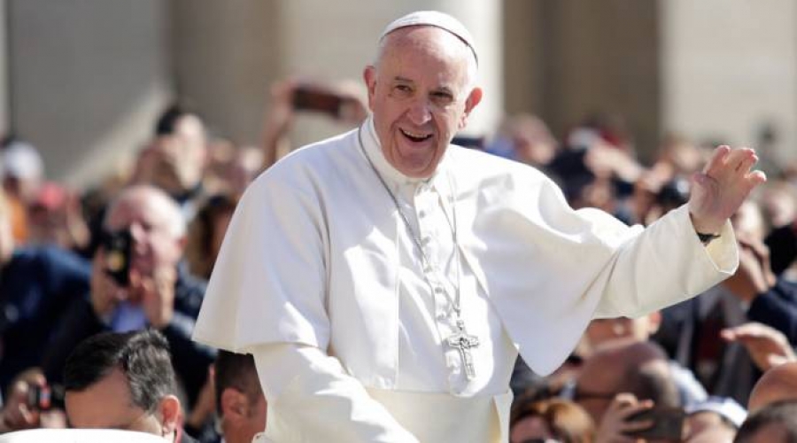 Cristianos en Oriente Medio deben implicarse en la paz, afirma Papa Francisco