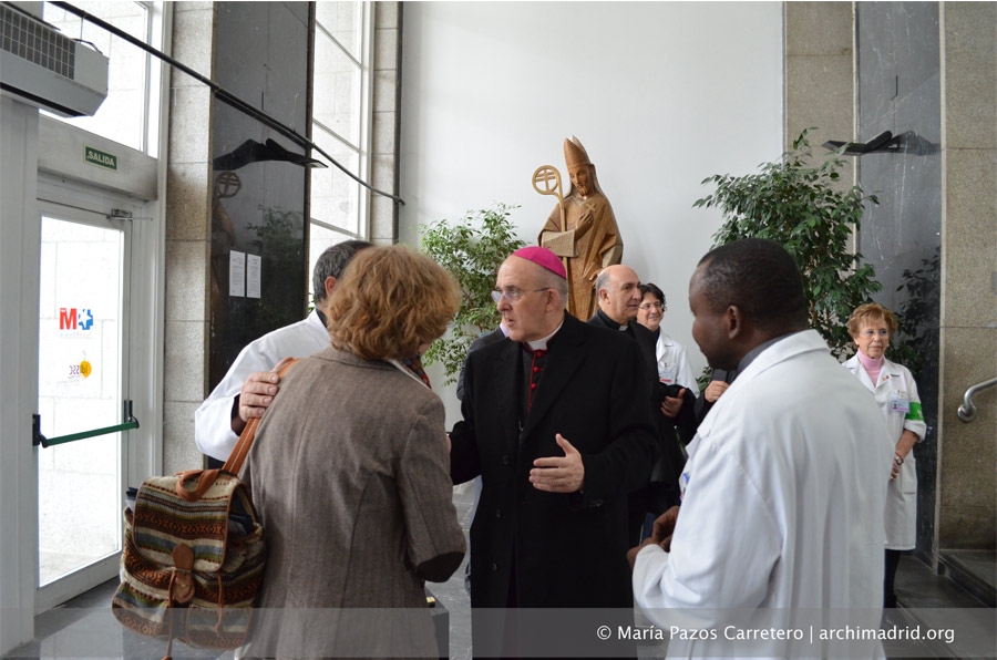 Monse&ntilde;or Carlos Osoro: &laquo;Uno cura cuando conoce la totalidad de la persona&raquo;, tambi&eacute;n su dimensi&oacute;n trascendente