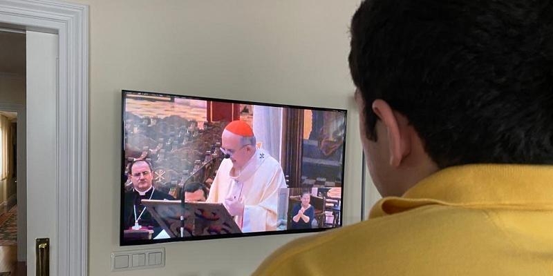 El cardenal Osoro reivindica el amor fraterno: «Tú y yo podemos cambiar el mundo»