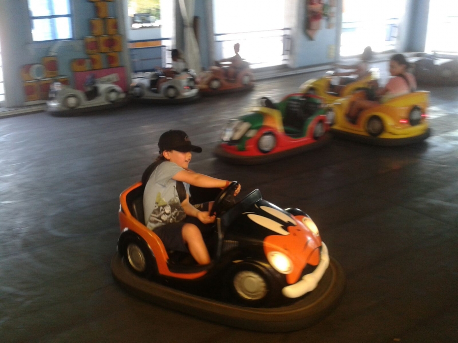 En la Colonia Urbana de C&aacute;ritas Vicar&iacute;a I hacen realidad el sue&ntilde;o de muchos ni&ntilde;os: conocer a sus personajes favoritos