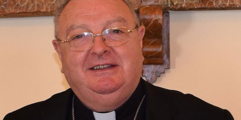 El obispo de Palencia preside una Eucarist&iacute;a en Santa Ana y la Esperanza de Moratalaz