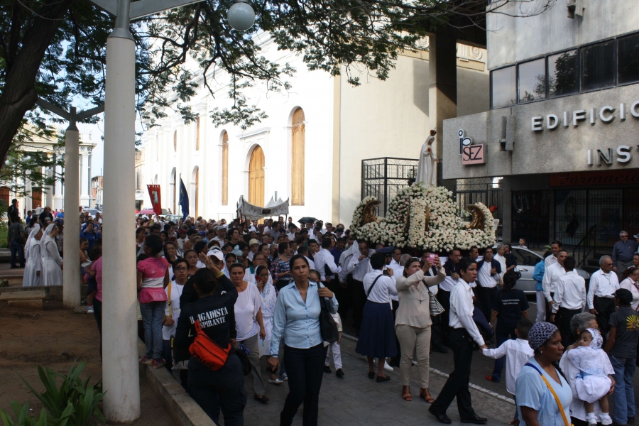 Consagran archidiócesis de Venezuela al Inmaculado Corazón de María