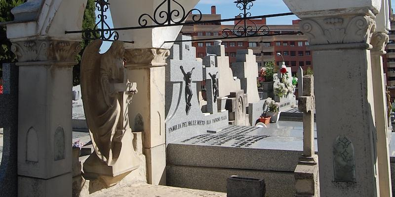 El cementerio Santa María la Antigua de Vicálvaro dispone de unidades funerarias para adquirir
