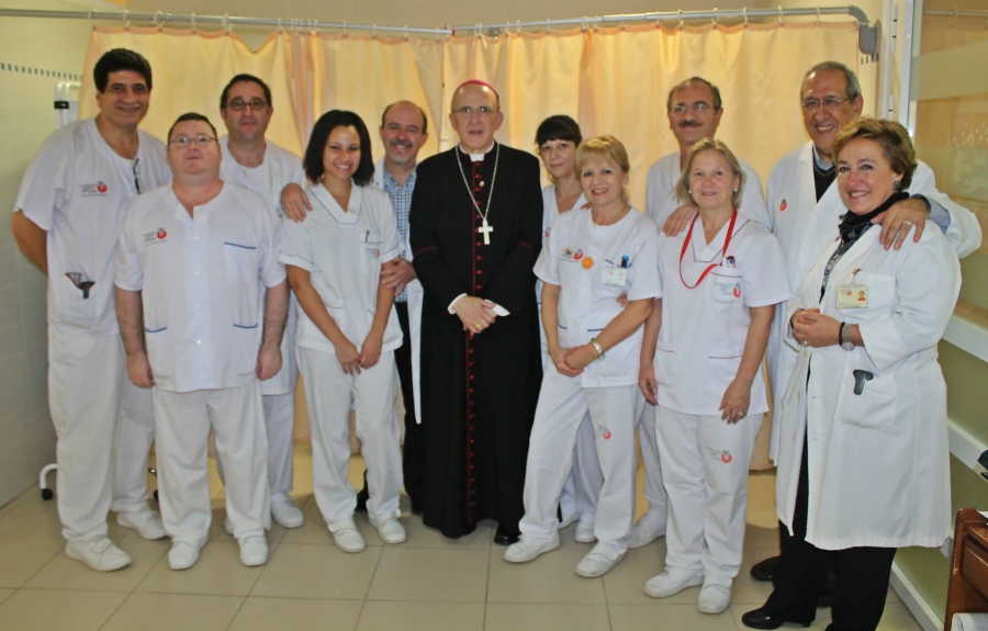 Monse&ntilde;or Carlos Osoro en la Fundaci&oacute;n Instituto San Jos&eacute;: &ldquo;El bordado que compone la Fundaci&oacute;n es maravilloso&rdquo;