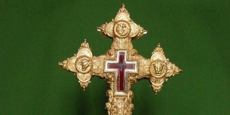 Santa Cruz, de Atocha, celebra las fiestas de la Exaltaci&oacute;n de la Santa Cruz y de la Virgen de los Dolores