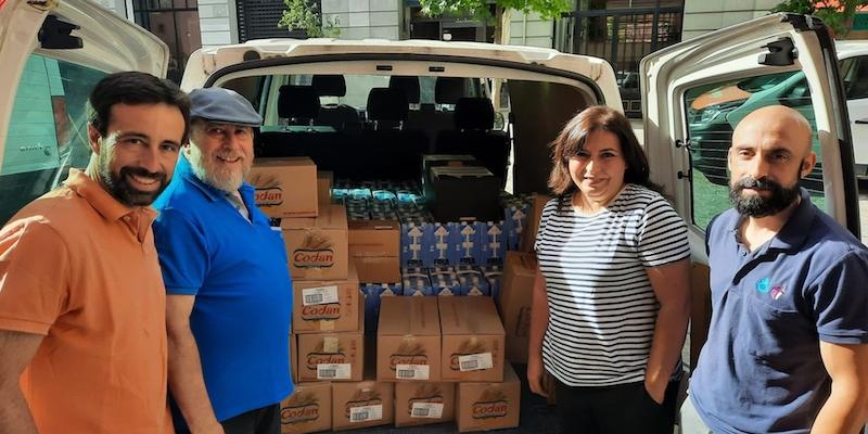 La acci&oacute;n social de Jes&uacute;s El Pobre hace una donaci&oacute;n de alimentos para los desayunos de San Juan de Dios