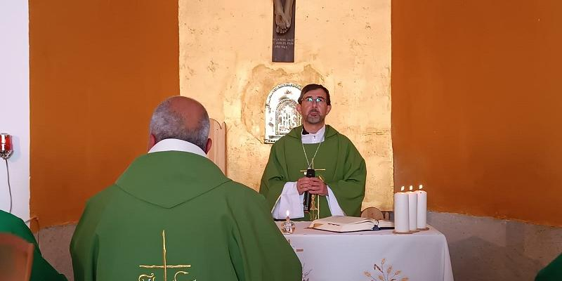 El arzobispo y cardenal electo en Aoslos