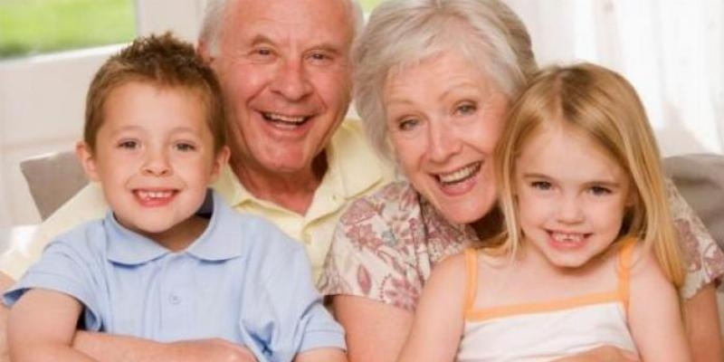 Foro de la Familia: &laquo;Cada vez hay m&aacute;s personas mayores, pero se les escucha y respeta menos&raquo;