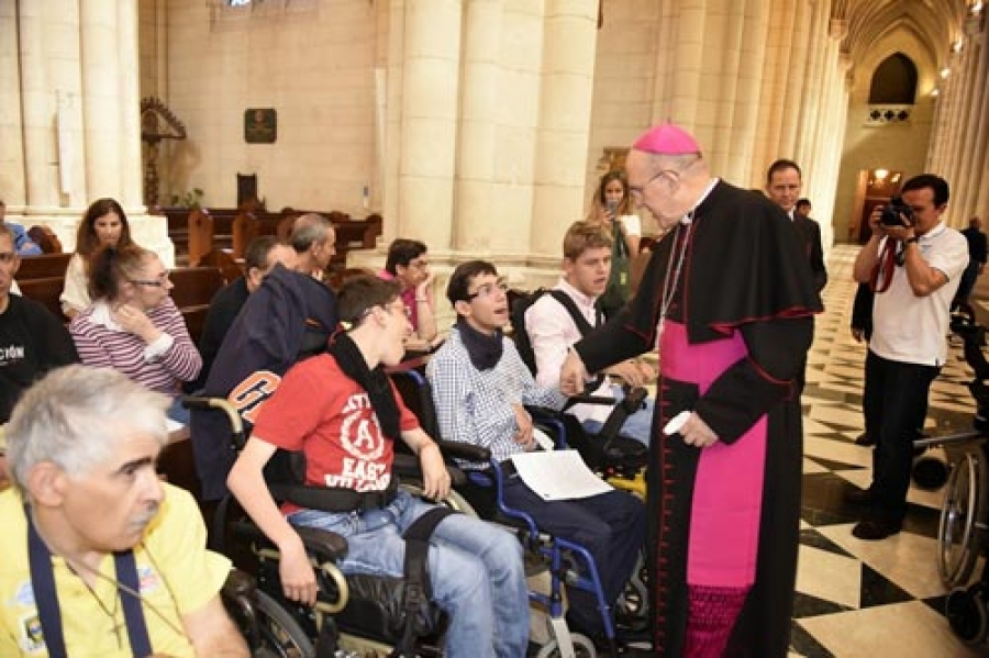Monseñor Carlos Osoro a los enfermos: “La sabiduría del corazón es servir a los hermanos”