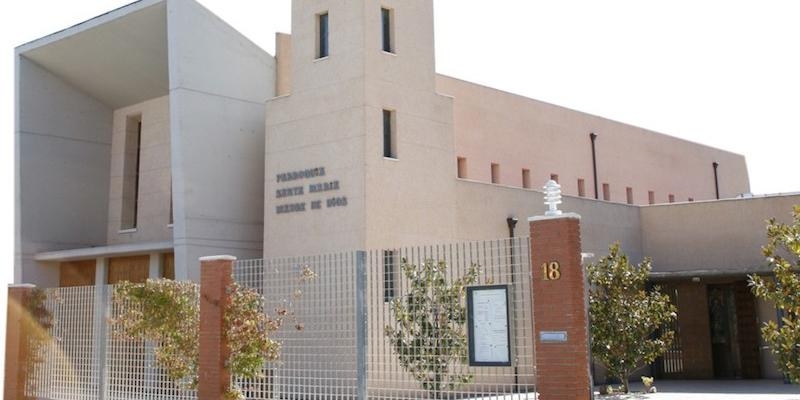 Santa María Madre de Dios de Tres Cantos honra a su titular con una Misa solemne