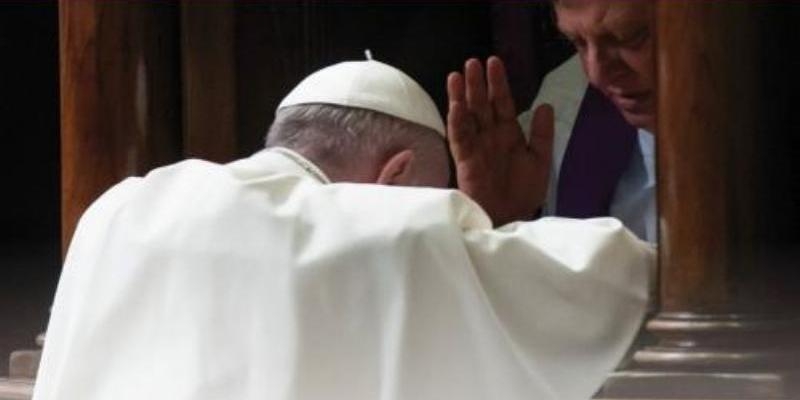 San Lucas Evangelista de Villanueva del Pardillo celebra &lsquo;24 horas para el Se&ntilde;or&rsquo; con adoraci&oacute;n ininterrumpida