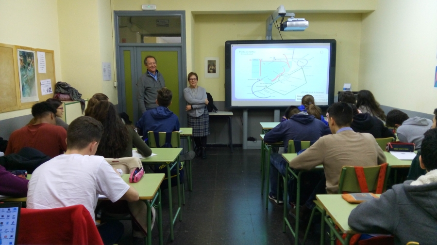 C&aacute;ritas Vicar&iacute;a VII se hace presente en el IES San Isidoro