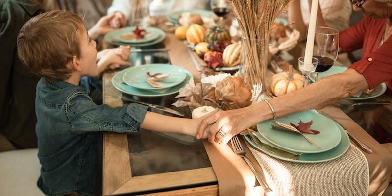 Juan Carlos Vera bendice la Casa Familiar Santa Zita de C&aacute;ritas Diocesana de Madrid