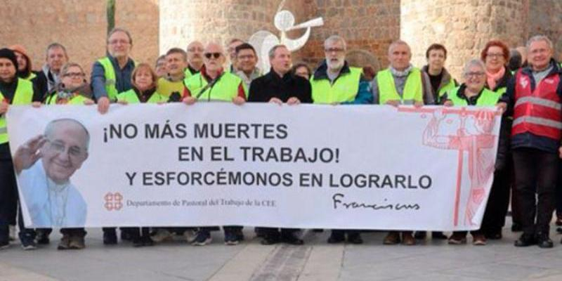 Monseñor José Cobo celebra en Santa Beatriz una Eucaristía en memoria de las víctimas de accidentes laborales