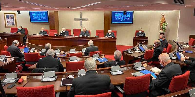 El cardenal Osoro y los obispos auxiliares de Madrid participan en la 118 reuni&oacute;n de la Plenaria que concluir&aacute; en Santiago de Compostela