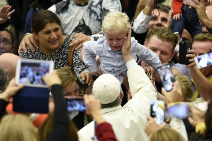 El Santo Padre a la peregrinaci&oacute;n gitana: Ha llegado el momento de erradicar prejuicios