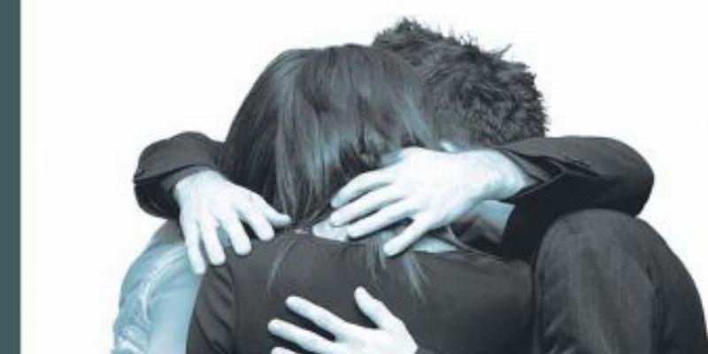 El cardenal Osoro conversa con Luis Alfonso Zamorano sobre el acompa&ntilde;amiento a v&iacute;ctimas de abusos