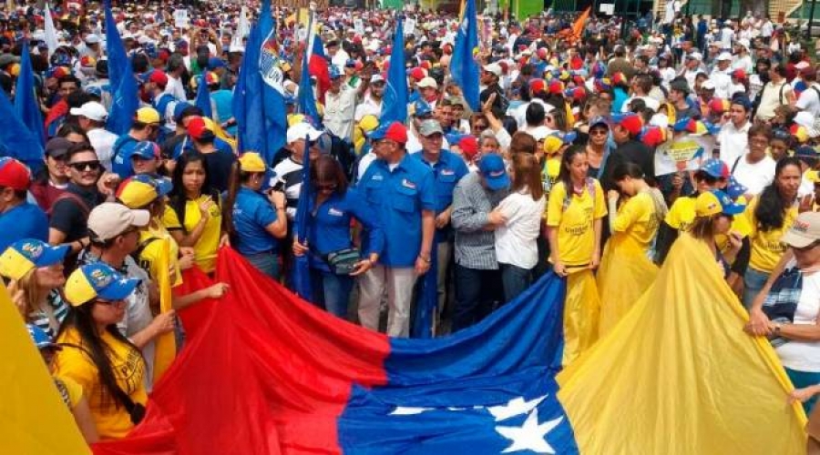 Venezuela: Protesta c&iacute;vica y pac&iacute;fica no es delito &iexcl;Es un derecho!, claman obispos