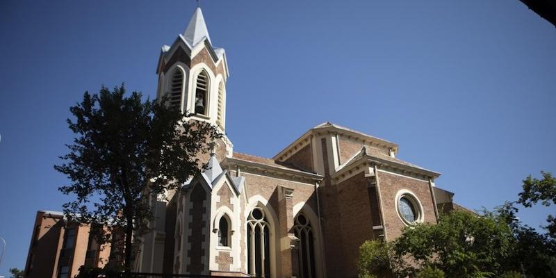San Juan Bautista de Ciudad Lineal clausura el curso pastoral con una solemne Eucarist&iacute;a en su fiesta patronal
