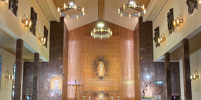 Juan Pedro Gutiérrez celebra una Eucaristía con sacramento de la Confirmación en el santuario de María Auxiliadora