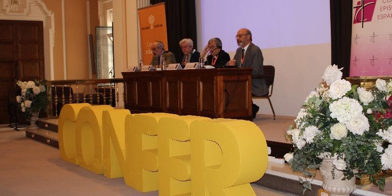 Escuelas Cat&oacute;licas presenta sus propuestas para hacer frente al abuso en el &aacute;mbito escolar