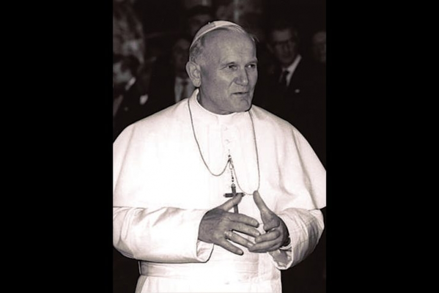 Juan Pablo II: «Me presento a todos vosotros para confesar nuestra fe común»