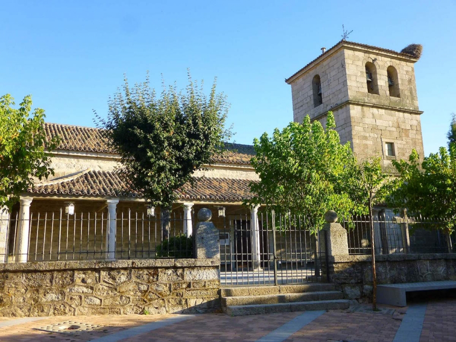 J&oacute;venes de Nuestra Se&ntilde;ora del Enebral reciben el sacramento de la Confirmaci&oacute;n