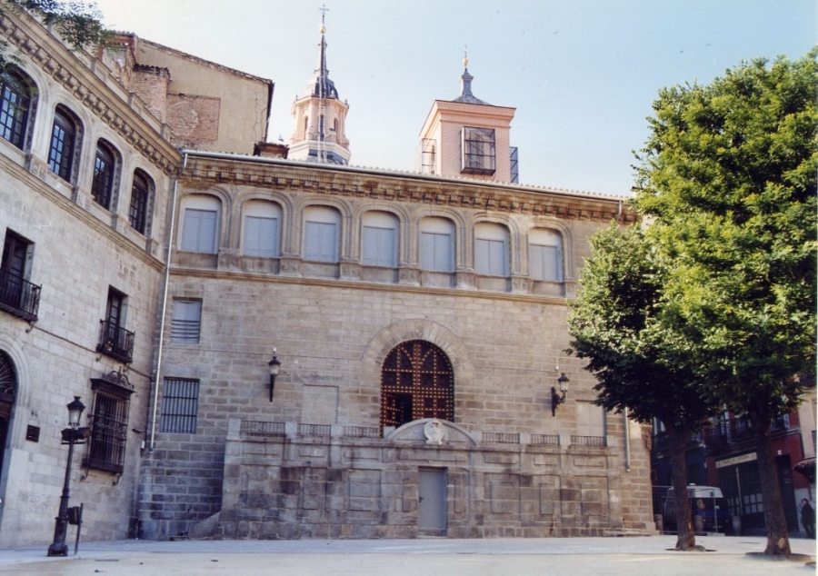 Las Hermanitas del Cordero reanudan la liturgia en la capilla del Obispo en la fiesta de san Francisco de As&iacute;s