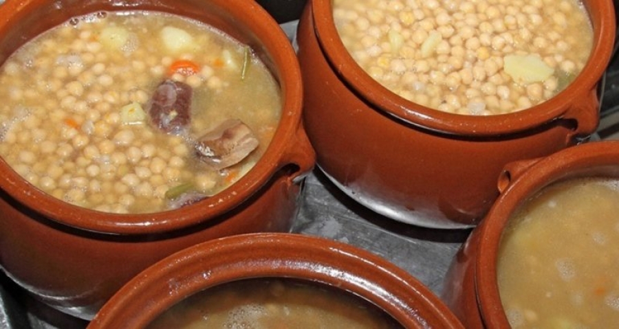 San Andr&eacute;s organiza su tradicional t&oacute;mbola ben&eacute;fica con cocido solidario