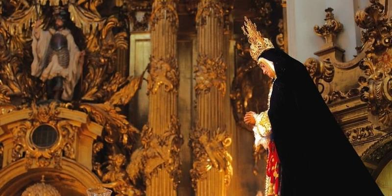 Presentaci&oacute;n de la revista Semana Santa 2024 en la sala capitular de la catedral de la Almudena