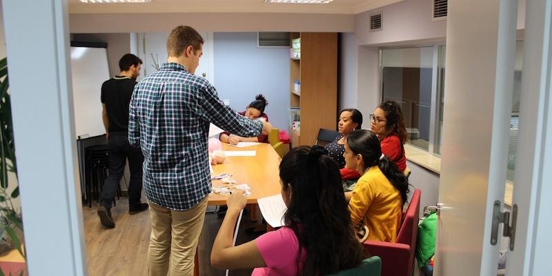 Sabadell Inversi&oacute;n &Eacute;tica y Solidaria FI adjudica 11.438 euros a un proyecto de formaci&oacute;n profesional para mujeres madre en riesgo de exclusi&oacute;n