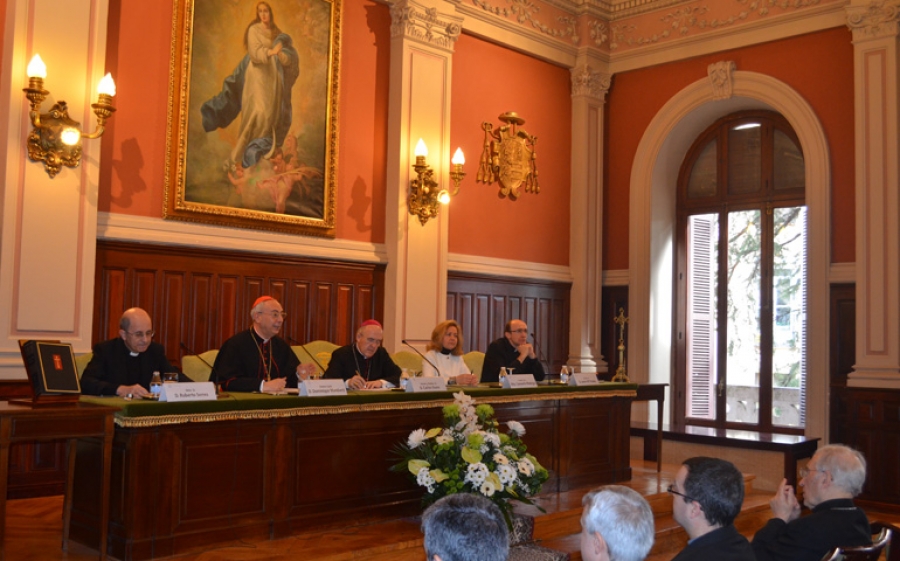 Cardenal Mamberti, sobre los procesos de nulidad matrimonial: &laquo;Primero, justicia; y luego, celeridad&raquo;