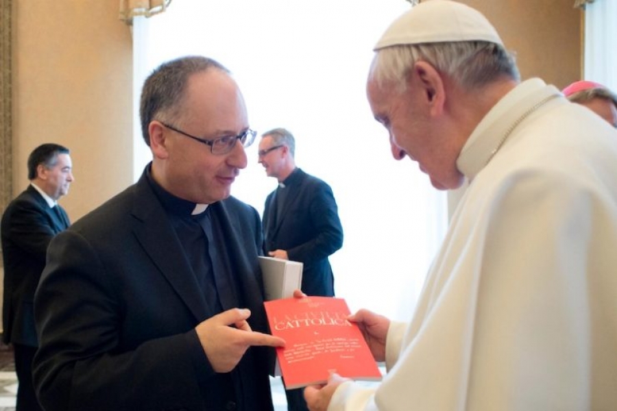 La revista 'La Civilt&agrave; Cattolica' llega a su n&uacute;mero 4 mil, el Papa pide que sea 'puente y frontera'